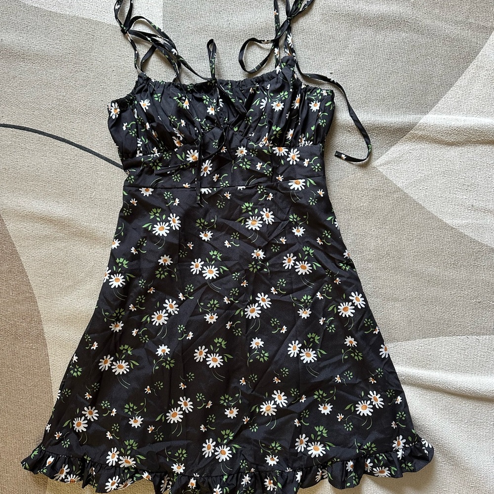 Floral Black Dress with Daisies